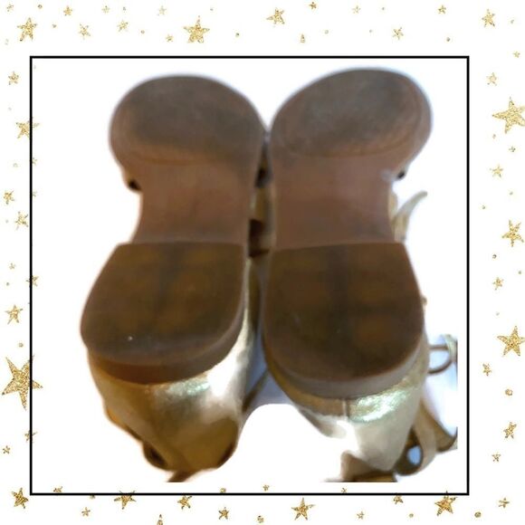 Gianni Bini Gold Gladiator Style Tie Sandals 8.5 - Picture 6 of 6